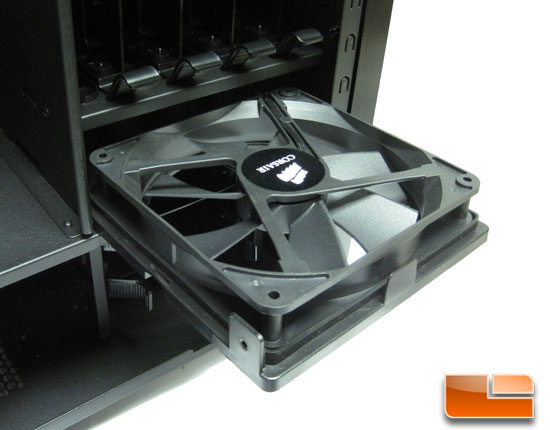 Corsair Obsidian 700D drive cage fan