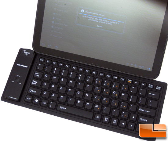 Scosche freeKEY Bluetooth Keyboard with Motorola Xoom