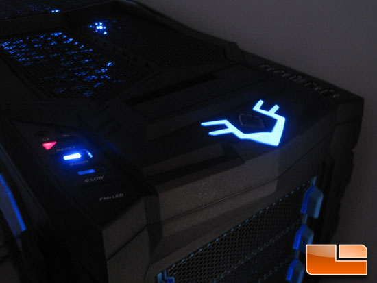 http://www.legitreviews.com/images/reviews/1623/thermaltake_chaser_mk1_033.jpg