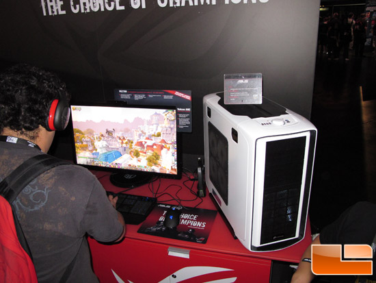 BlizzCon 2011 - ASUS Booth
