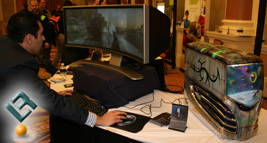 CES 2008: Alienware Curved Seamless Display