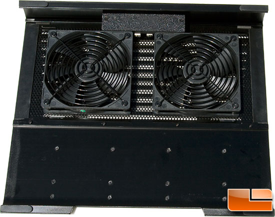 NZXT CRYO S UNDERNEATH SHOWING FANS