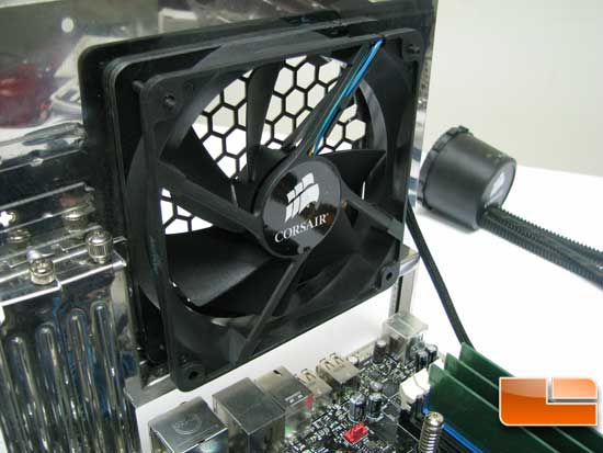 Corsair H50 Installing the 120mm Fan