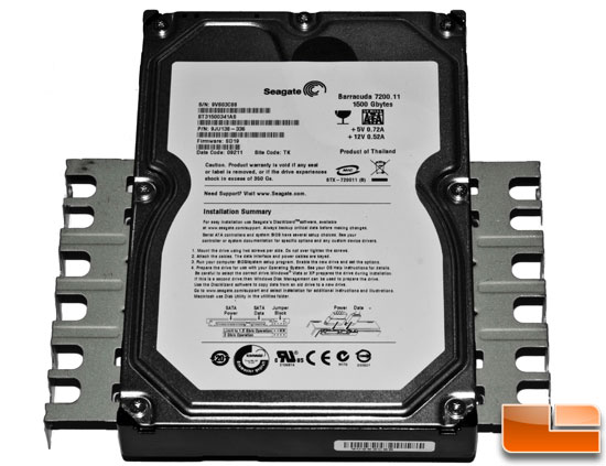 AeroCool Vx-E - HDD With Rails Mounted