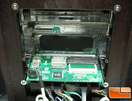 nMediaPC HTPC 8000 LCD mount