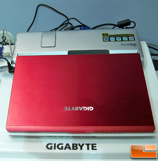 Gigabyte Q1585N