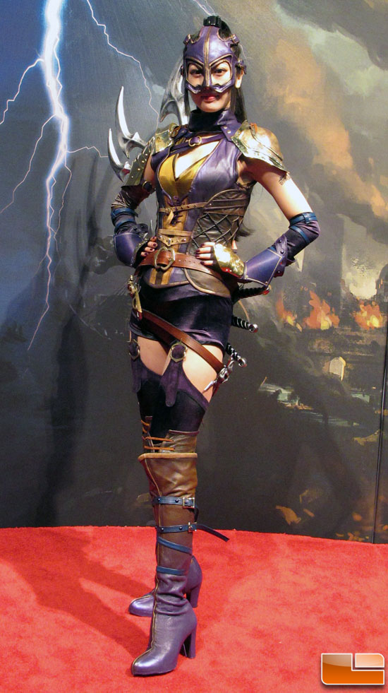 E3 2010 Booth Babe