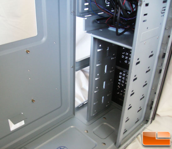 Antec 600 v2 Gaming Case HDD Rack