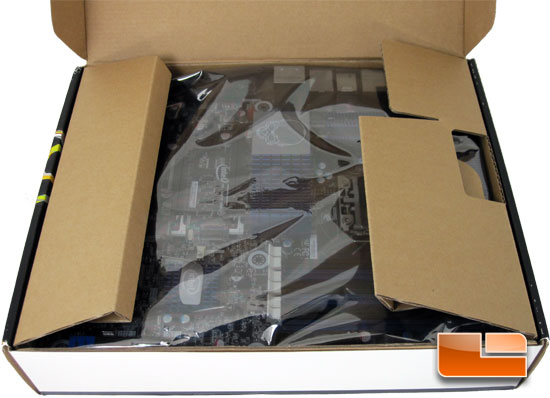Intel DX58S02 Retail Box and Bundle