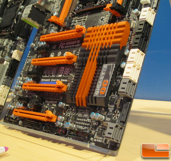 GIGABYTE GA-X79-UD7 Motherboard Preview