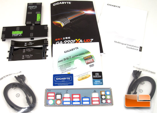 GIGABYTE 990FXA-UD7 Retail Packaging and Bundle