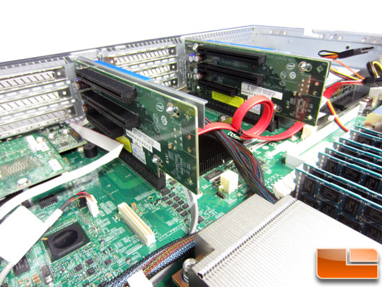 Intel R2000GZ 'Grizzly Pass' PCIe Riser Cards