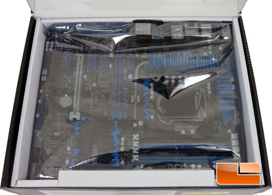 ASUS P8Z77-V Deluxe Retail Packaging