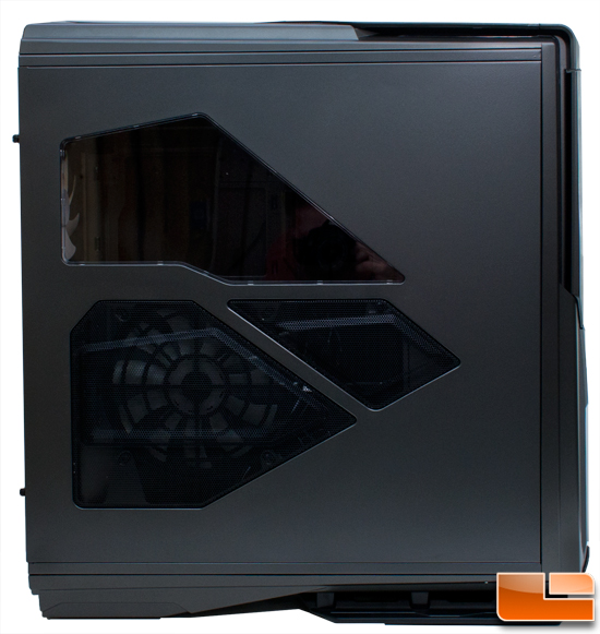 NZXT Phantom 820 left