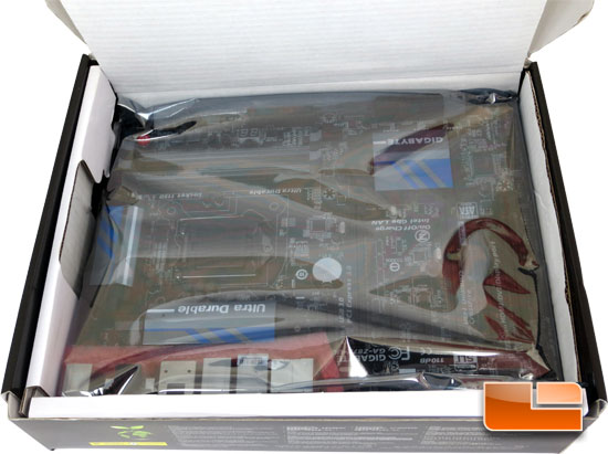 GIGABYTE Z87X-UD3H Intel Z87 Motherboard Retail Packaging and Bundle