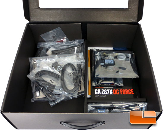 GIGABYTE Z87X-OC Force Retail Packaging and Accessory Bundle