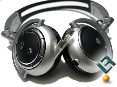 The Plantronics Pulsar 590 Left and Right Sides