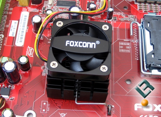 FOXCONN 975X7AB-8EKRS2H Review