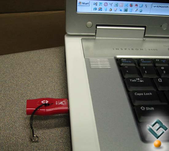 Kingston DT Mini Fun plugged into laptop