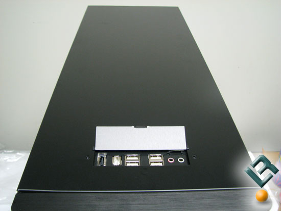 Lian Li PC-A7010 front I/O ports