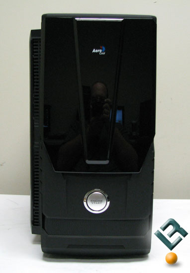 AeroCool AeroRacer Pro front bay door