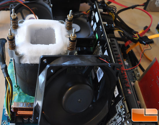 Gigabyte DS4H under Liquid Nitrogen, frosted up