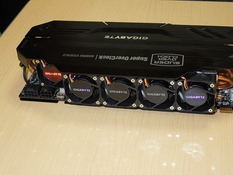 Gigabyte GTX 680 Super OverClock WindForce 5X