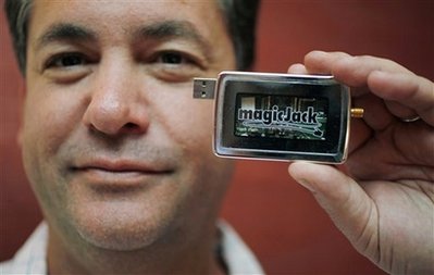 magicJack Announces VoIP for your Cell Phone