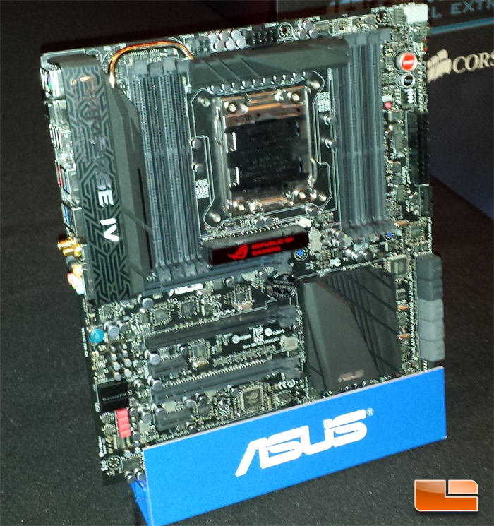 La ASUS ROG Rampage IV Extreme diventa Black
