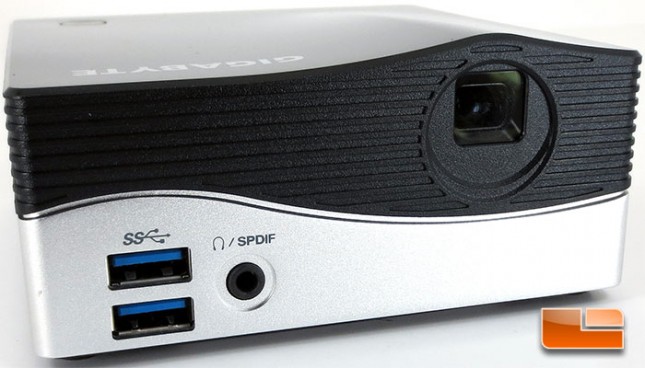 GIGABYTE BRIX Ultra SFF PC & Projector Exterior Impressions