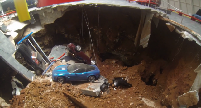 corvette-sinkhole