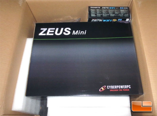 Cyberpower Zeus Mini-I 780 mITX Packaging