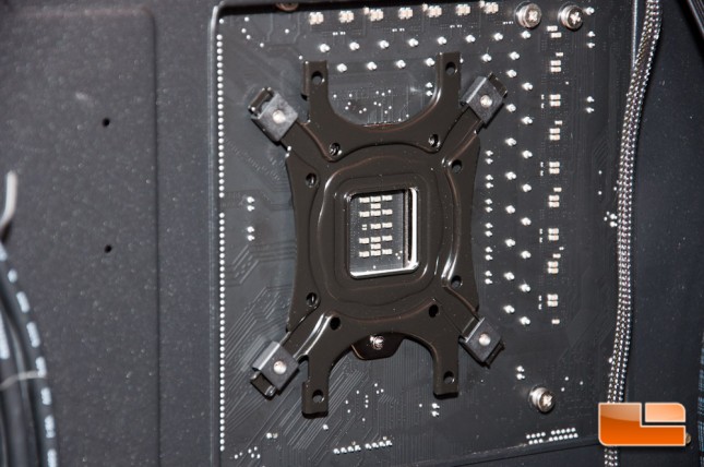 Zalman Reserator 3 Max Dual Back Plate Installed