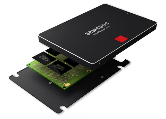 Samsung 850 Pro SSD Inside