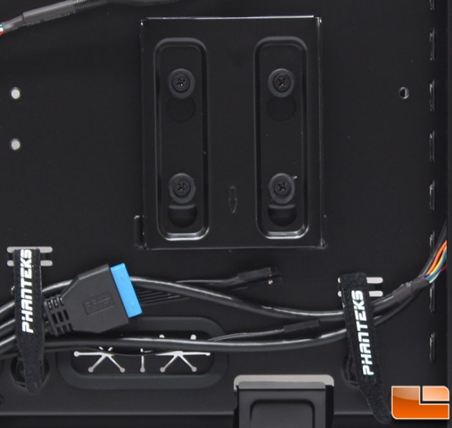 Phanteks-Enthoo-Pro-Internal-SSD-and-Ties