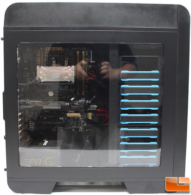 Thermaltake-Core-V71-Build-Side-Window