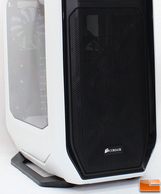 Corsair-Graphite-780T-External-Front-Bottom