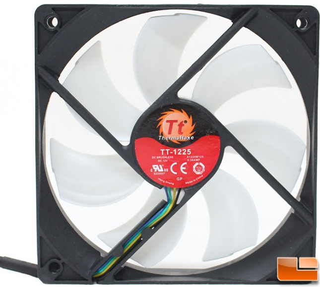 Thermaltake-Big-Water-3-Packaging-Fans