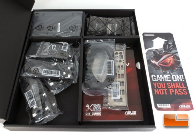 ASUS Rampage V Extreme Intel X99 Motherboard Packaging