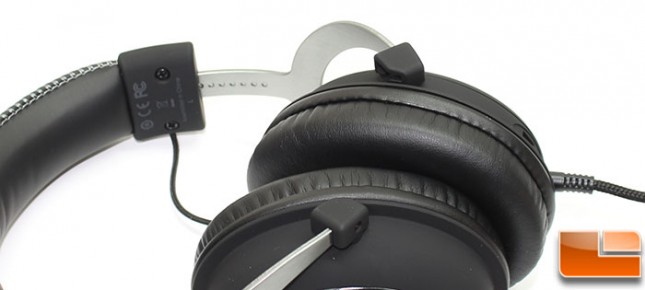 Kingston-Cloud-II-Headset-Adjustment-Holes