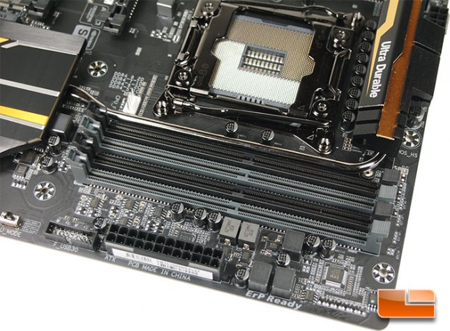 GIGABYTE X99-UD4P DIMM Slots