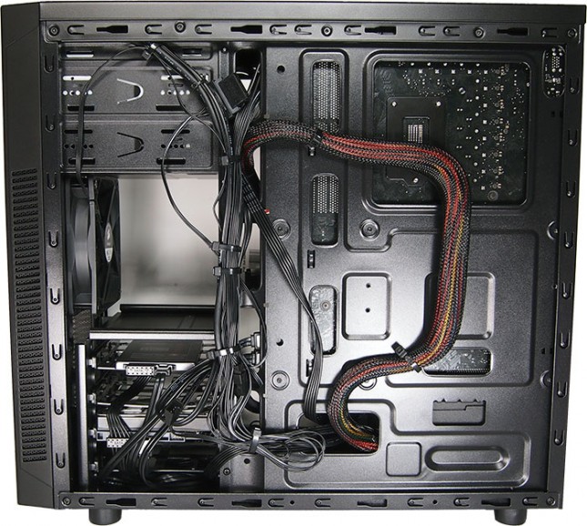 corsair-carbide-100r-system-2