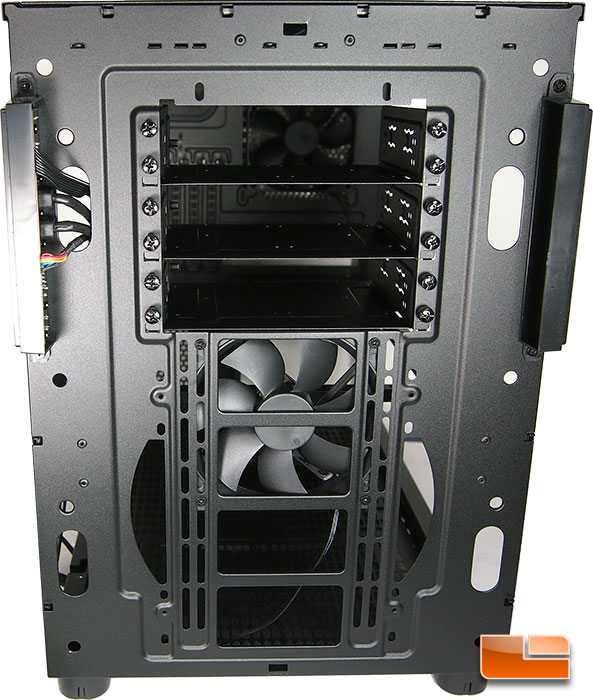 thermaltake-core-x2-inside-7