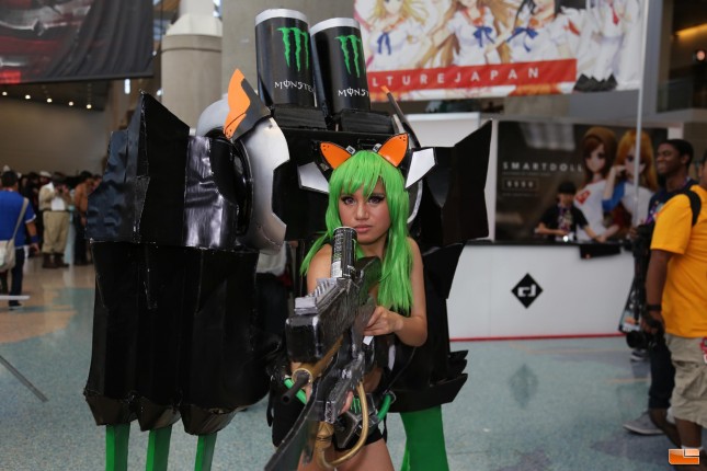 AX_2015_Cosplay_040HD