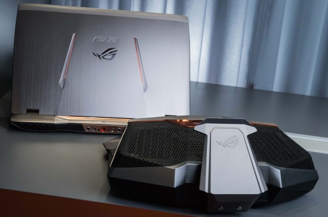 ASUS ROG GX700 gaming notebook