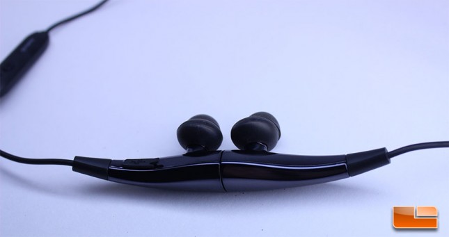 inateckbh1001earbud3