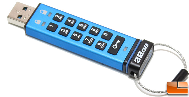 Test : Kingston DataTraveler 2000 32 Go, une clé USB rapide et totalement  sécurisée