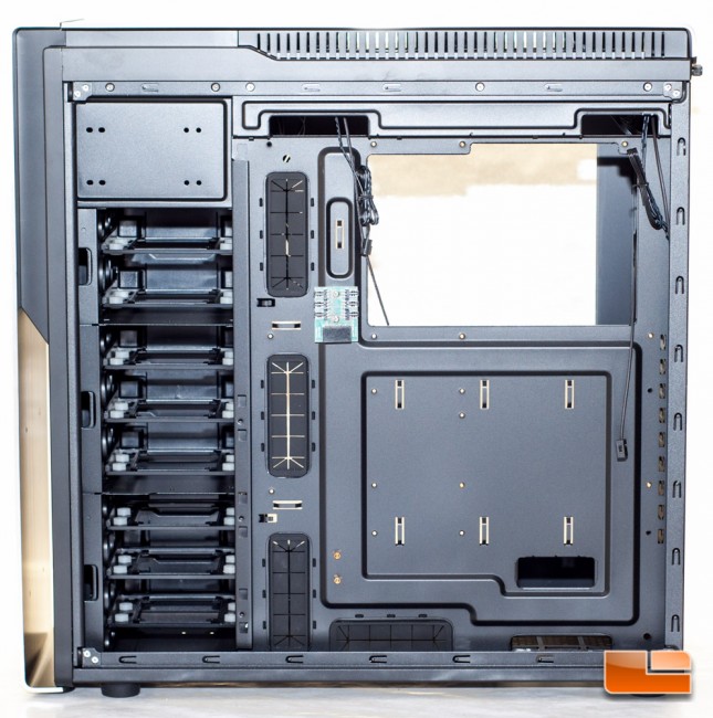 Antec P380 - Right - Interior