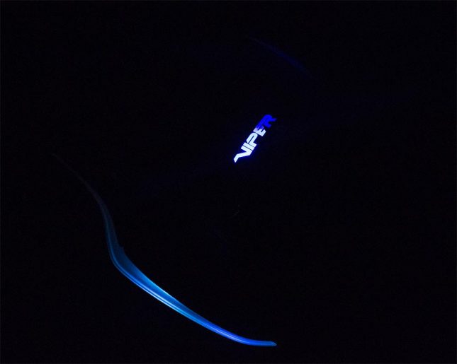 Viper V570 RGB Blackout - Blue