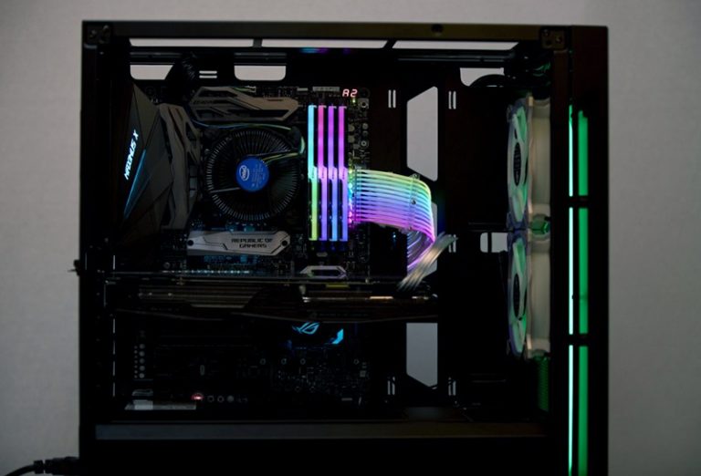 Lian Li Creates PSU Cable Extensions With RGB Lighting Strimer RGB